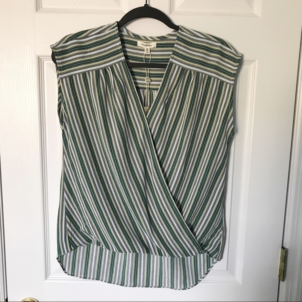 Max Studio | Crepe Bubble Hem Top | XS